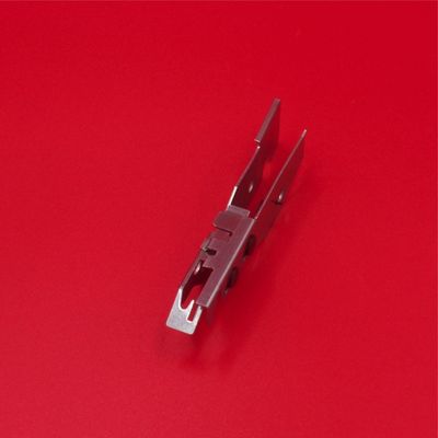 부품 번호 KW1-M114S-010 테이프 가이드 조립 야마하 스엠티는 부품 공급업체에게 8 밀리미터를 내줍니다